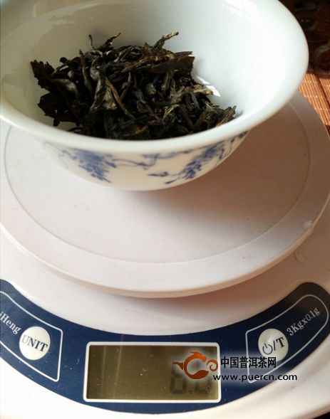 合和昌2012年和潤餅茶開湯品鑒——昌聯(lián)茶葉專業(yè)評(píng)測(cè)
